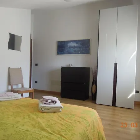 Atirano Bilo Appartamento Tirano